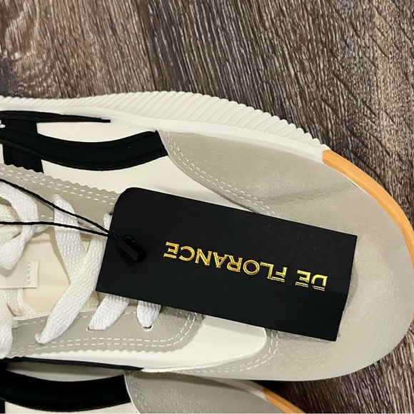 DE Florance Women’s Sneakers - Picture 5 of 8